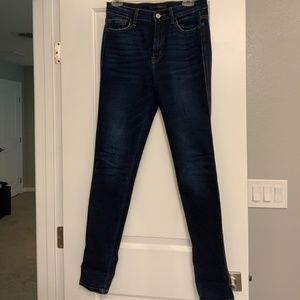 Flying Monkey Size 28(6) Dark Blue Distressed Jeans